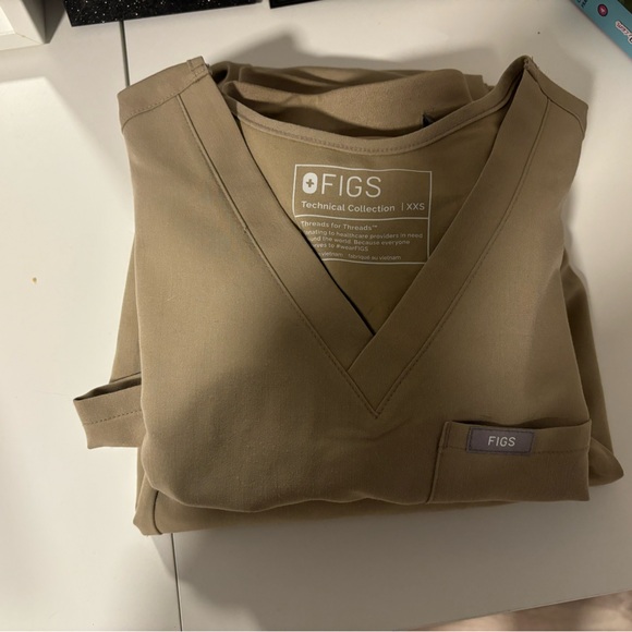 Figs xxS petite haut et bas - Picture 2 of 3